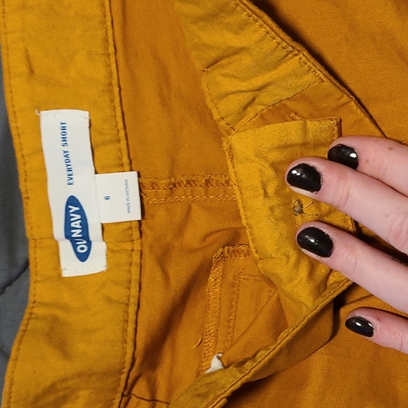 Shorts - Picture 2 of 2